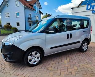 Opel Opel Combo D Selection L1H1 Klima 5 Sitzer Gebrauchtwagen