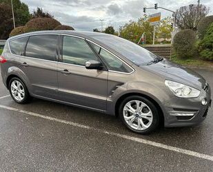 Ford Ford S-Max 2,0 TDCi 103kW DPF Titanium von privat Gebrauchtwagen