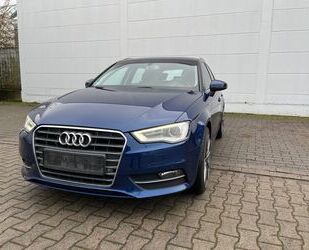 Audi Audi A3 Sportback ambiente quattro/ Leder/Navi/2 H Gebrauchtwagen