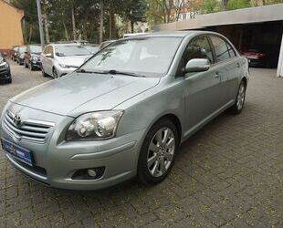 Toyota Toyota Avensis Executive 2.0*1HAND*KLIMA*HU*11/202 Gebrauchtwagen