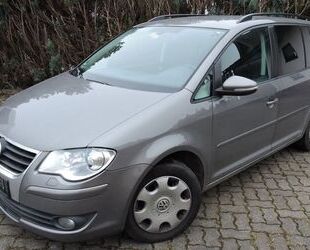 VW Volkswagen Touran 1.4TSI Trendline/DSG/Automatik/N Gebrauchtwagen