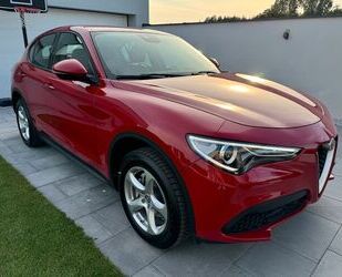 Alfa Romeo Alfa Romeo Stelvio Super Q4*LED*KAMERA*PDC*BI-XENO Gebrauchtwagen