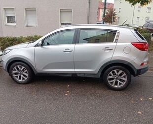 Kia Kia Sportage 2.0 GDI 2WD Spirit Automatik Spirit Gebrauchtwagen