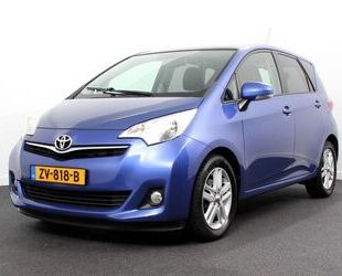 Toyota Toyota Verso-S 1.3 VVT-i Dynamic | panorama dach | Gebrauchtwagen