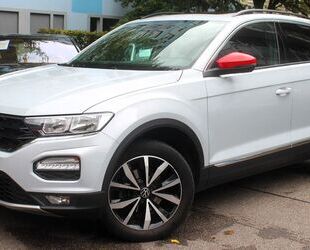 VW Volkswagen T-Roc 1,5 TSI Sport LED* NAVI* PANO* TE Gebrauchtwagen