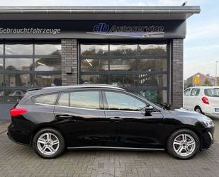 Ford Ford Focus Turnier Cool & Connect Gebrauchtwagen