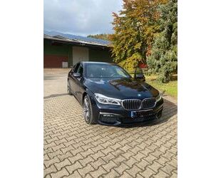 BMW BMW 740d xDrive - M-Paket -Exklusivleder Nappa Mok Gebrauchtwagen