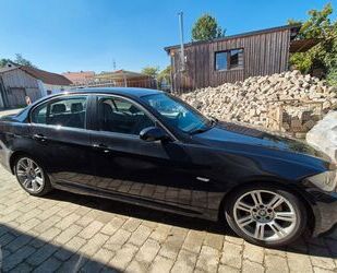 BMW BMW 330d - Limousine M-Sport-Paket m. gr. Navi Gebrauchtwagen