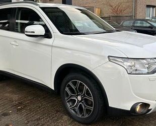 Mitsubishi Mitsubishi Outlander ClearTec Instyle 4WD | 1 Jahr Gebrauchtwagen