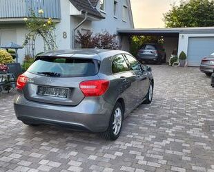 Mercedes-Benz Mercedes-Benz A 180 A -Klasse A 180 BlueEfficiency Gebrauchtwagen