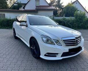 Mercedes-Benz Mercedes-Benz E 500 4MATIC T BlueEFFICIENCY AVANTG Gebrauchtwagen