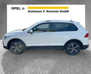 VW Volkswagen Tiguan Active / LED / AHK / 18