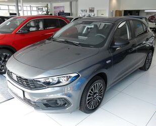 Fiat Fiat Tipo 5-Türer Hybrid 1,5 Automatik 130PS Gebrauchtwagen