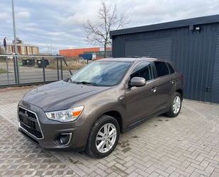 Mitsubishi Mitsubishi ASX 35 Jahre 2WD Kamera Navi TÜV 1-Hand Gebrauchtwagen