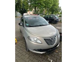 Lancia Lancia Ypsilon 0.9 Gold Start&Stopp Gold Gebrauchtwagen