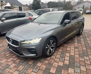 Volvo Volvo V60 Kombi D3 R Design NAVI, PDC, LED Gebrauchtwagen