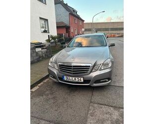 Mercedes-Benz Mercedes-Benz E 250 BlueEFFICIENCY AVANTGARDE AVAN Gebrauchtwagen