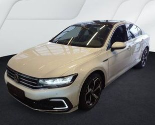 VW Volkswagen Passat LIM*GTE*R LIN 3X*PANO*DSG*LED*KA Gebrauchtwagen