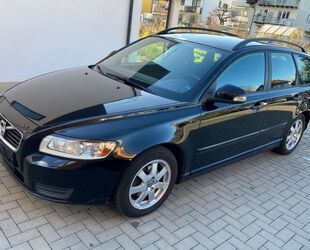 Volvo Volvo V50 Kombi D2 Kinetic Klimaaut/Xenon/PDC Gebrauchtwagen