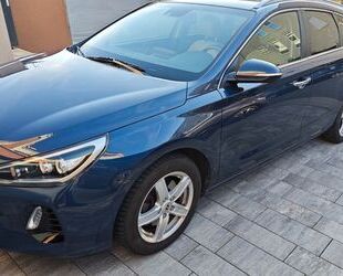 Hyundai Hyundai i30 1.4 T-GDI Premium DCT Premium Gebrauchtwagen