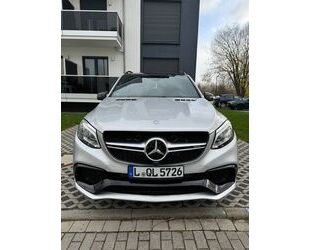 Mercedes-Benz Mercedes-Benz GLE 63S AMG 2016 585 PS VOLL Gebrauchtwagen