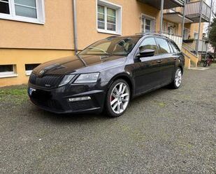 Skoda Skoda Octavia Rs 2.0 TDI Kombi. Canton,DCC Gebrauchtwagen