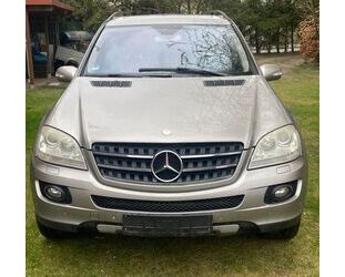 Mercedes-Benz Mercedes-Benz ML 320 CDI 4MATIC - mit neuer HU 11/ Gebrauchtwagen