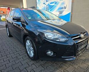 Ford Ford Focus Turnier Titanium * AUTOMATIK * NAVI * Gebrauchtwagen