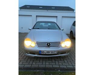 Mercedes-Benz Mercedes-Benz CL 200 AUTOMATIK+PANORAMA+KLIMA+ALLW Gebrauchtwagen