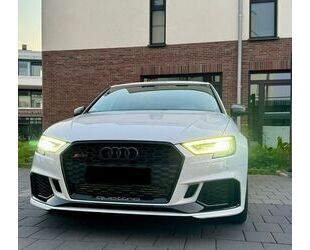 Audi Audi RS3 Sportback 8v MatrixLED RSAga VMax280 Virt Gebrauchtwagen