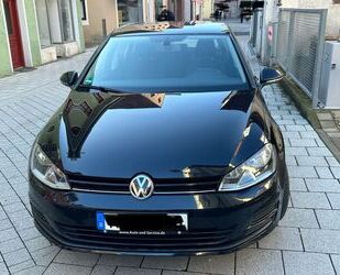 VW Volkswagen Golf 1.4 TSI BMT *PDC*NAVI*SHZ* Gebrauchtwagen