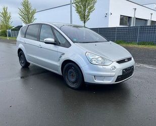 Ford Ford S-Max S-MAX Titanium, Automatik,Navi,PDC,Xeno Gebrauchtwagen