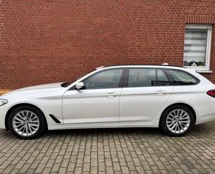 BMW BMW 530d xDrive Touring Luxury Line