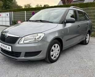 Skoda Skoda Fabia Combi *2012*1.Hd*KLIMA*PDC*STANDHZ*650 Gebrauchtwagen