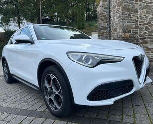 Alfa Romeo Alfa Romeo Stelvio Super Q4 Gebrauchtwagen