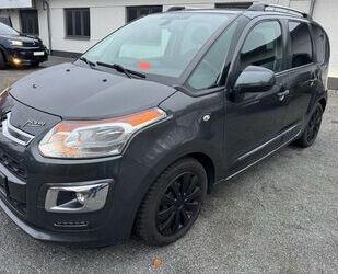 Citroen Citroën C3 Picasso HDi 90 Exclusive 1 Hand/Tüv 03. Gebrauchtwagen