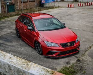 Seat Seat Leon 2.0 TSI Start&Stop ST CUPRA 300 DSG CUP. Gebrauchtwagen