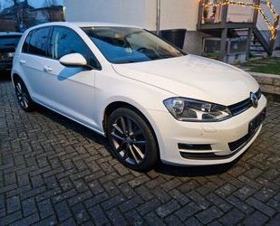 VW Volkswagen Golf 1.2 TSI BMT Trendline Trendline Gebrauchtwagen