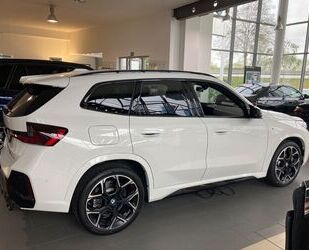 BMW BMW X1 M35i xDrive/M Sportpaket Pro/360°/76 T€/1.H Gebrauchtwagen