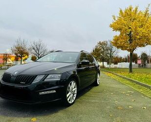 Skoda Skoda Octavia 2.0 TDI SCR DSG RS Combi RS Gebrauchtwagen