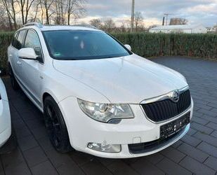 Skoda Skoda Superb Combi 2.0 TDI L&K Panorama AHK Standh Gebrauchtwagen