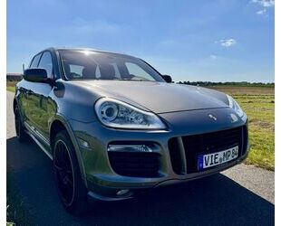 Porsche Porsche Cayenne GTS Porsche Unikat Vollaus. EXCLUS Gebrauchtwagen