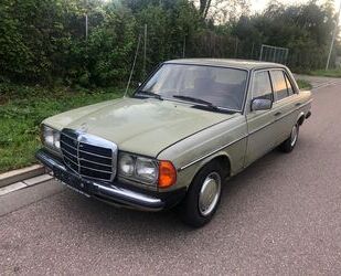 Mercedes-Benz Mercedes-Benz 240 Gebrauchtwagen