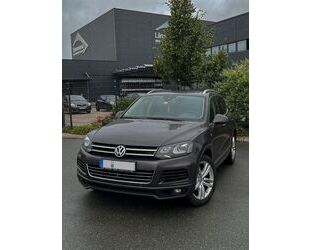 VW Volkswagen Touareg 3.0 R Line 360Kamera Standheiz Gebrauchtwagen