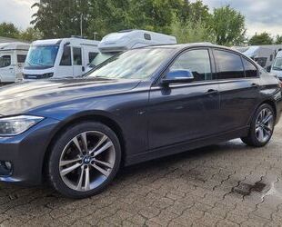 BMW BMW 316i Limousine Sport*Navi*Xenon*SHZ*18