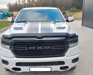 Dodge Dodge RAM Laramie/4x4 Night Edition Gebrauchtwagen