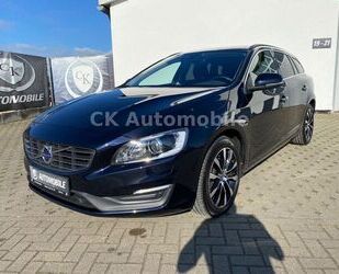 Volvo Volvo V60 D4 Momentum/Automatik/Navi/Xenon/SHZ/PDC Gebrauchtwagen