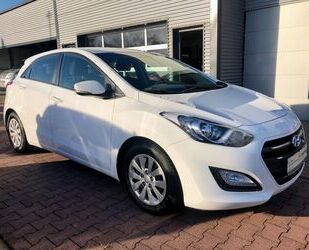 Hyundai Hyundai i30 blue Trend/Navi/Kamera Gebrauchtwagen