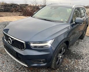 Volvo Volvo XC 40 Inscription/2WD/SzHG/AHK/Automatic/Led Gebrauchtwagen