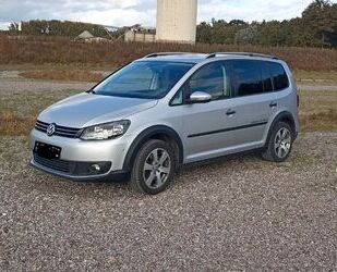 VW Volkswagen Touran Cross 2.0 TDI ,177PS ,SHZ,Pano,A Gebrauchtwagen